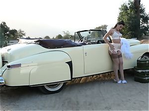 Lana Rhoades vintage car fuckbox play